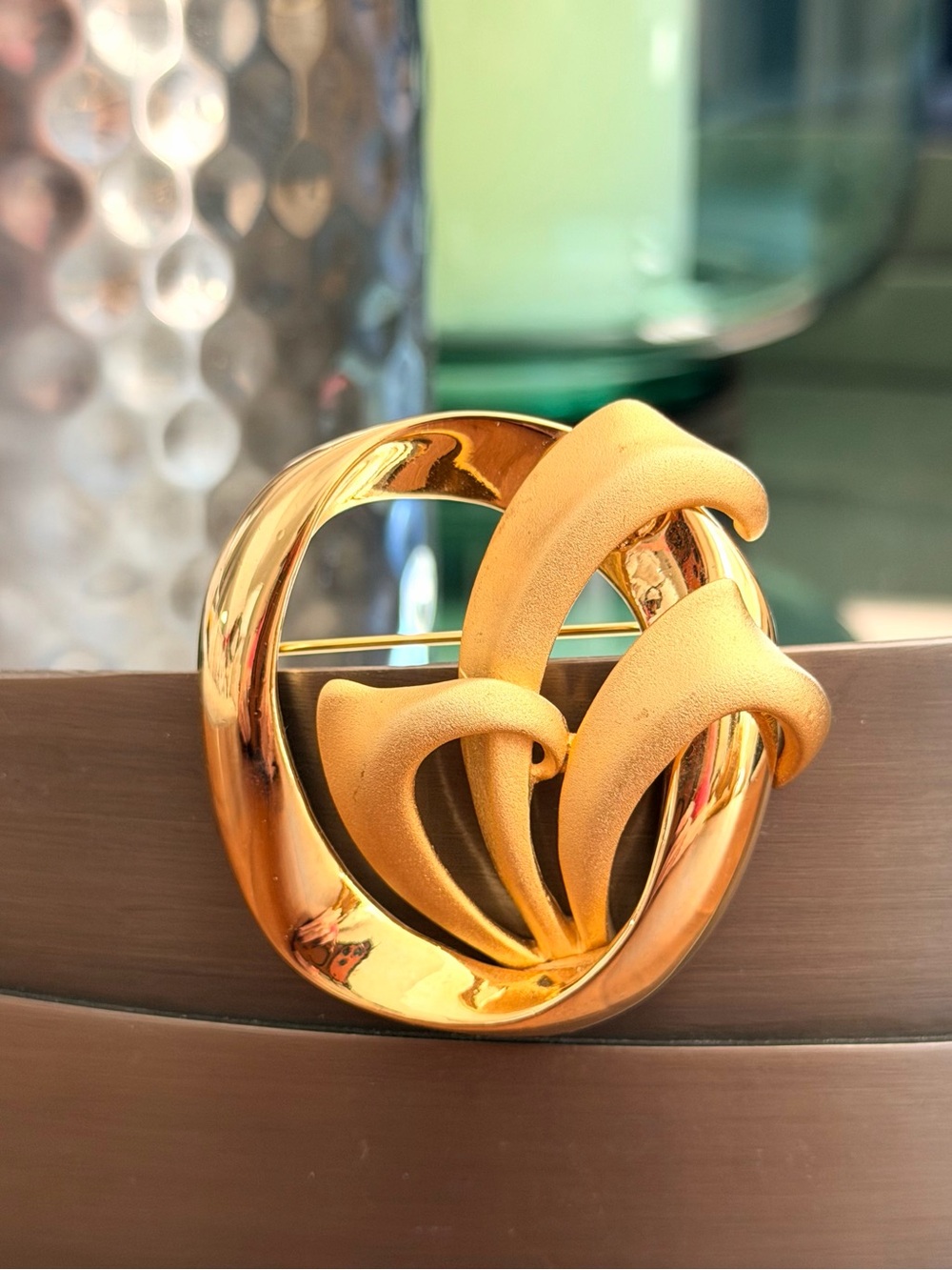 Gold Tone Calla Lily Brooch Pin Sculptural Floral Statement 2”